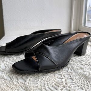 Y2K Liz Claiborne Black Leather Open Toe Mule Heels – Size 8.5